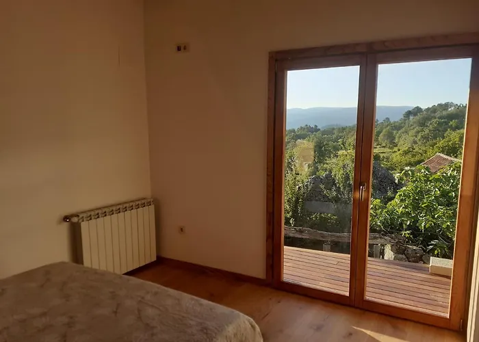 Casa Da Escola Lobios